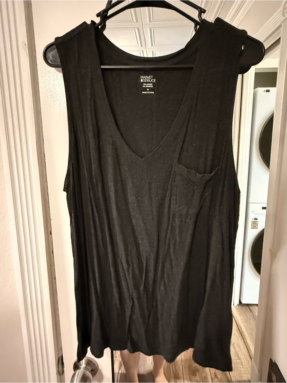 Market & Spruce Charcoal V-Neck Sleeveless Pocket Tank Top